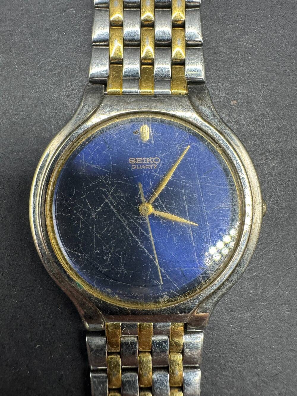 Seiko V701-1K29 Two Tone Quartz Wristwatch Blue Dial Silver Gold Bracelet